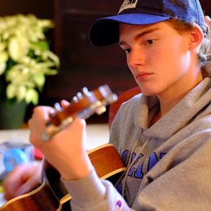 Meet your Posher, Noah