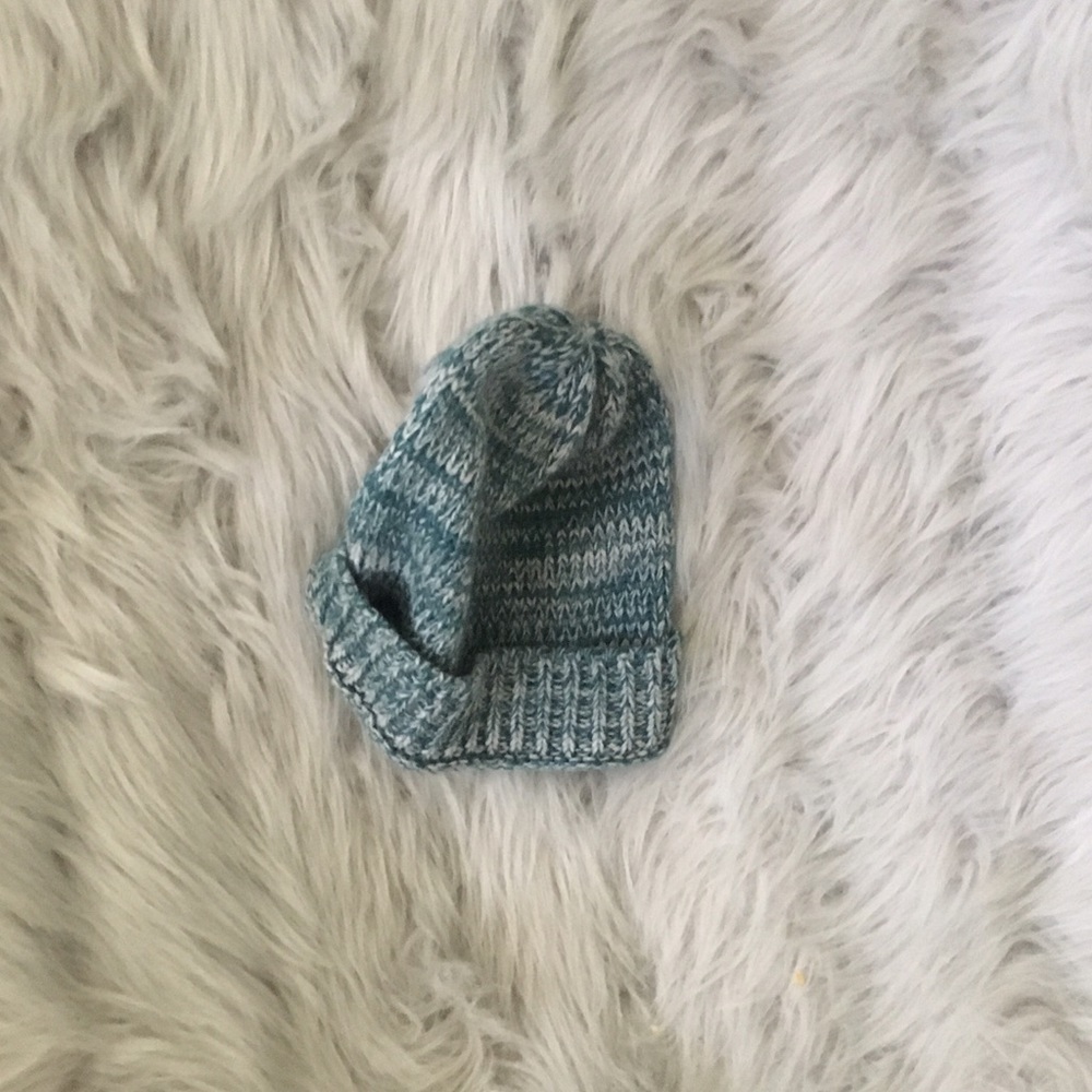 Grey sprinkled beanie