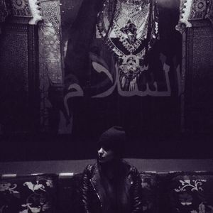 Meet your Posher, Dema