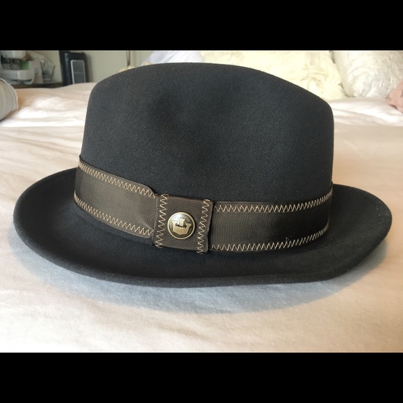 Goorin Bros. "Red Ricci" Charcoal hat! Never worn! - Picture 1 of 3