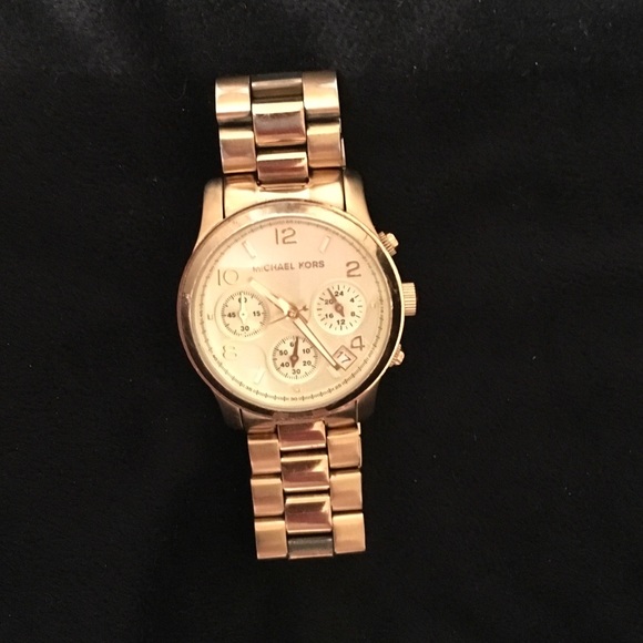 Michael Kors Accessories - Michael Kors watch... non working/needs battery!!
