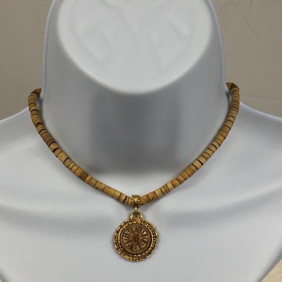 Robert Rose Neclace - Picture 2 of 6