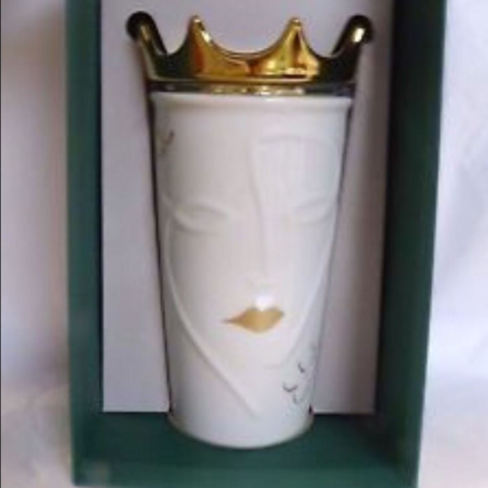 Starbucks Gold crown cup