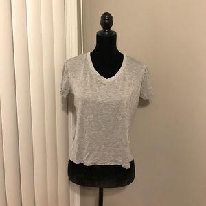 Cropped V-Neck Shirt