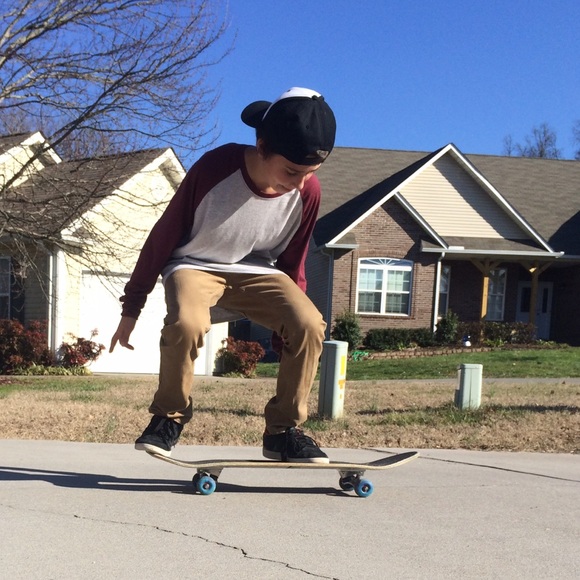 Meet your Posher, Dylan - Picture 1 of 1