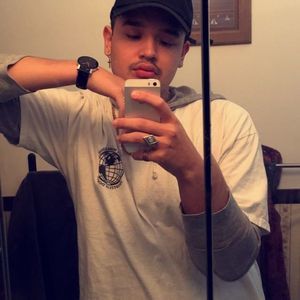 Meet your Posher, Diego