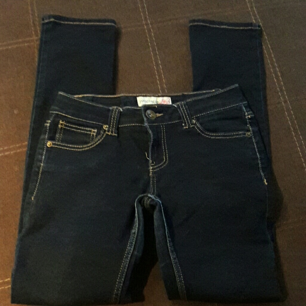 Super cute Paris Blues skinny jeans