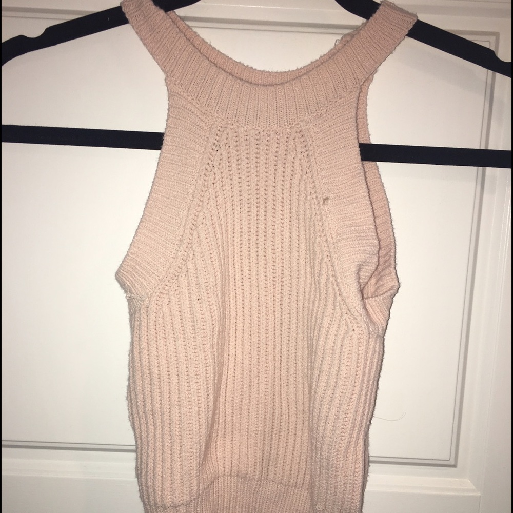 Brandy Melville Crop Top NEVER WORN