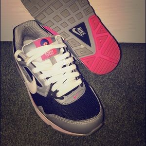 Nike AirMax Athletic West *Rare*