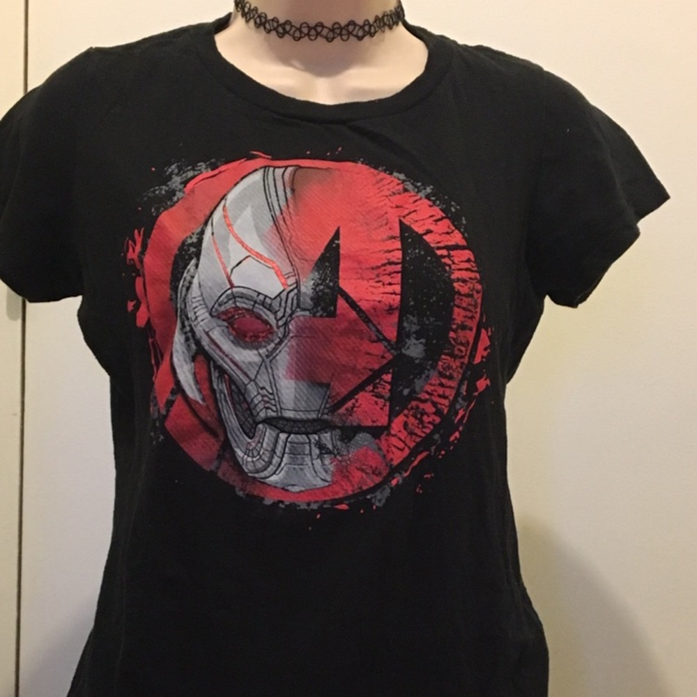 (NOT4SALE) Avengers T-Shirt & Superman Hoodie sold