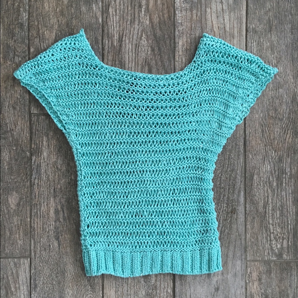 H&M mint green crochet top