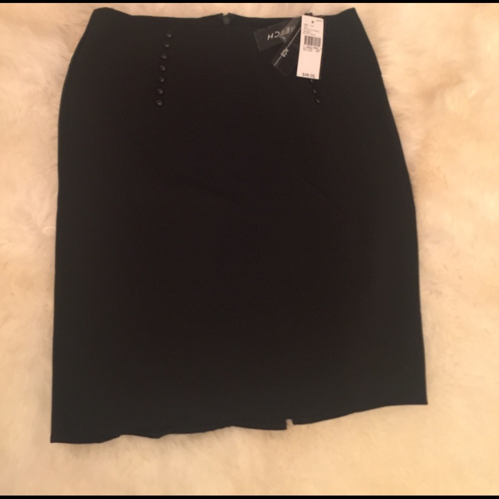 New AGB pleated skirt size 4P