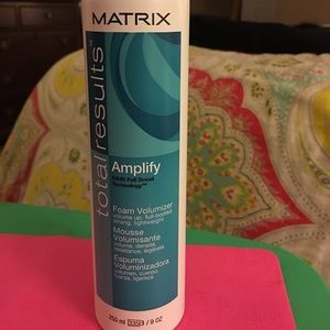 Matrix Total Results Amplify Volume Foam  Mousse