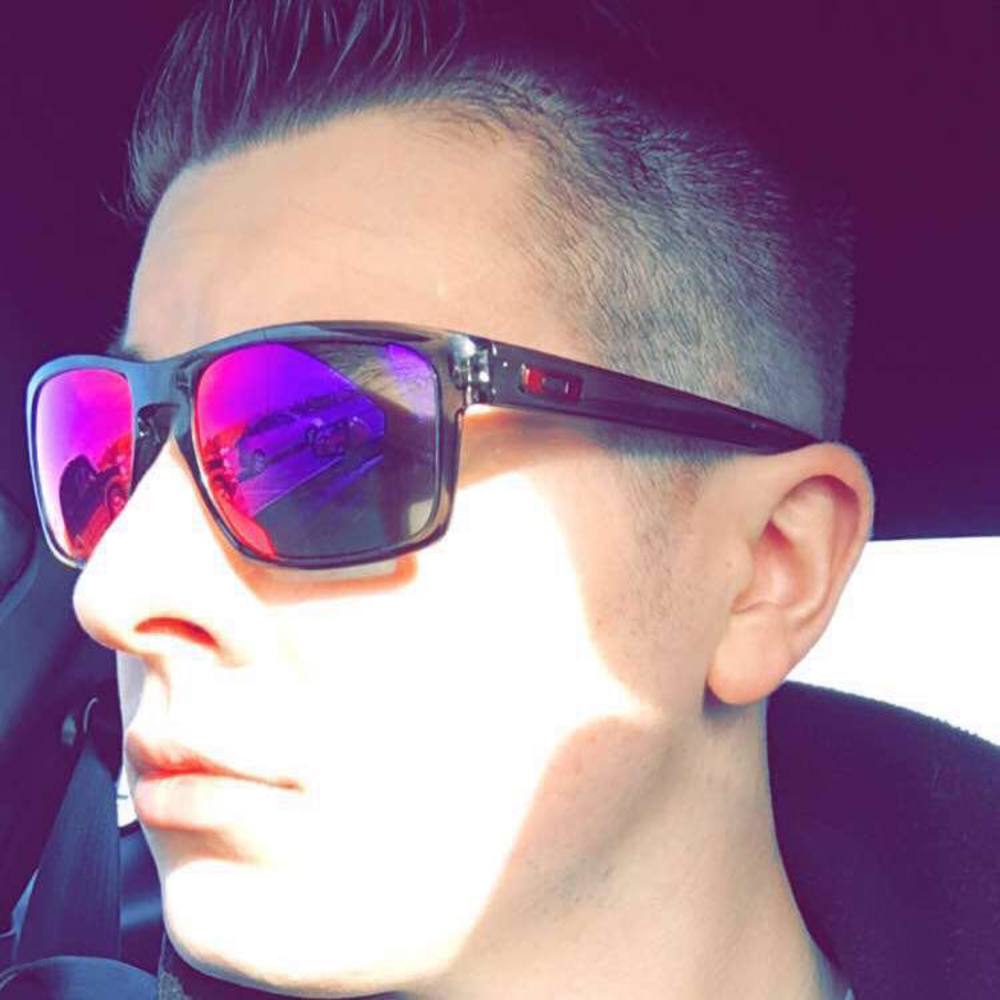 Meet your Posher, Nick