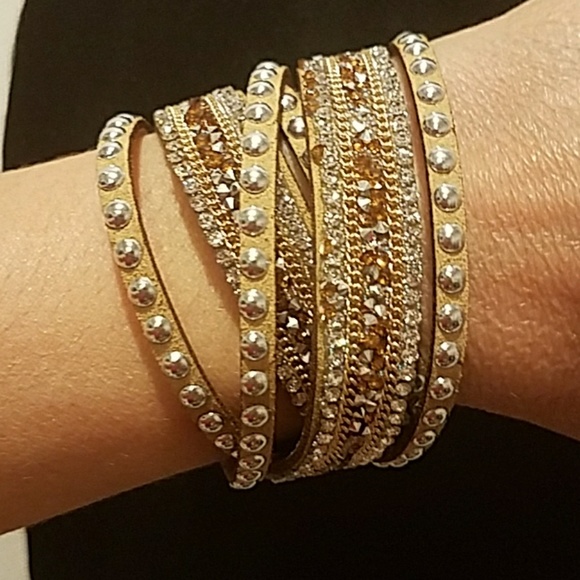 Rhinestone foux leather Bracelet Wrap Cuff - Picture 3 of 4