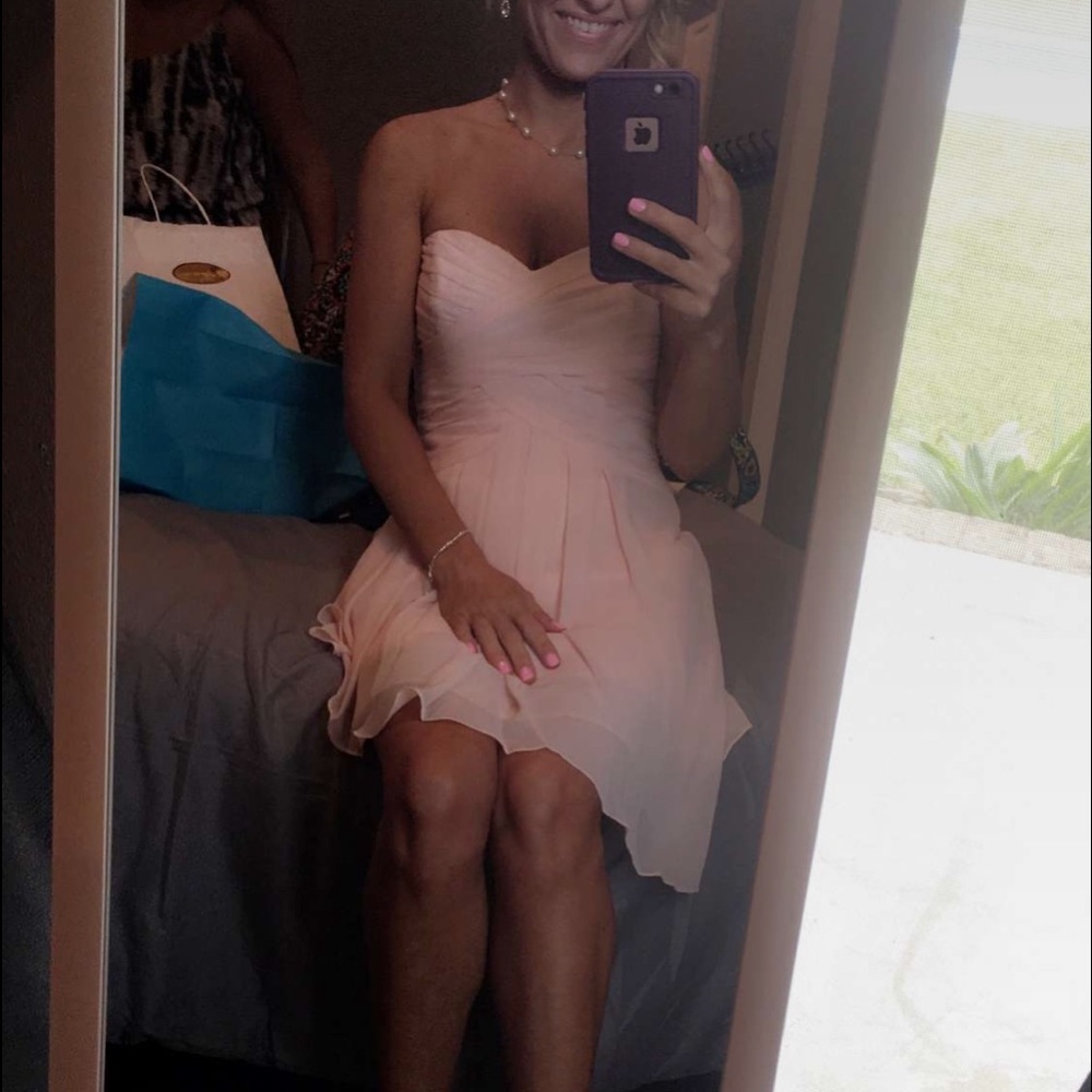 Bridesmaids dress. Color pedal