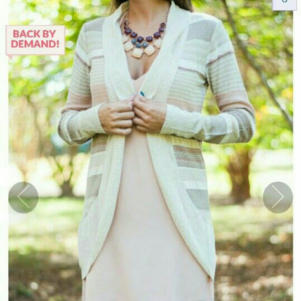 Open front gray and pink cardigan