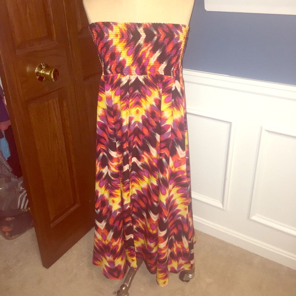 Strapless midi dress