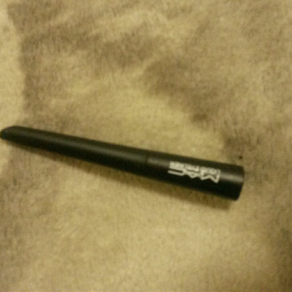 M.A.C. Liquid Eyeliner