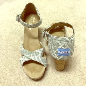 Toms wedges
