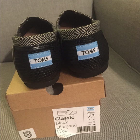 TOMS 'Classic' Print Wool Slip-On Flat Shoes - Picture 6 of 7