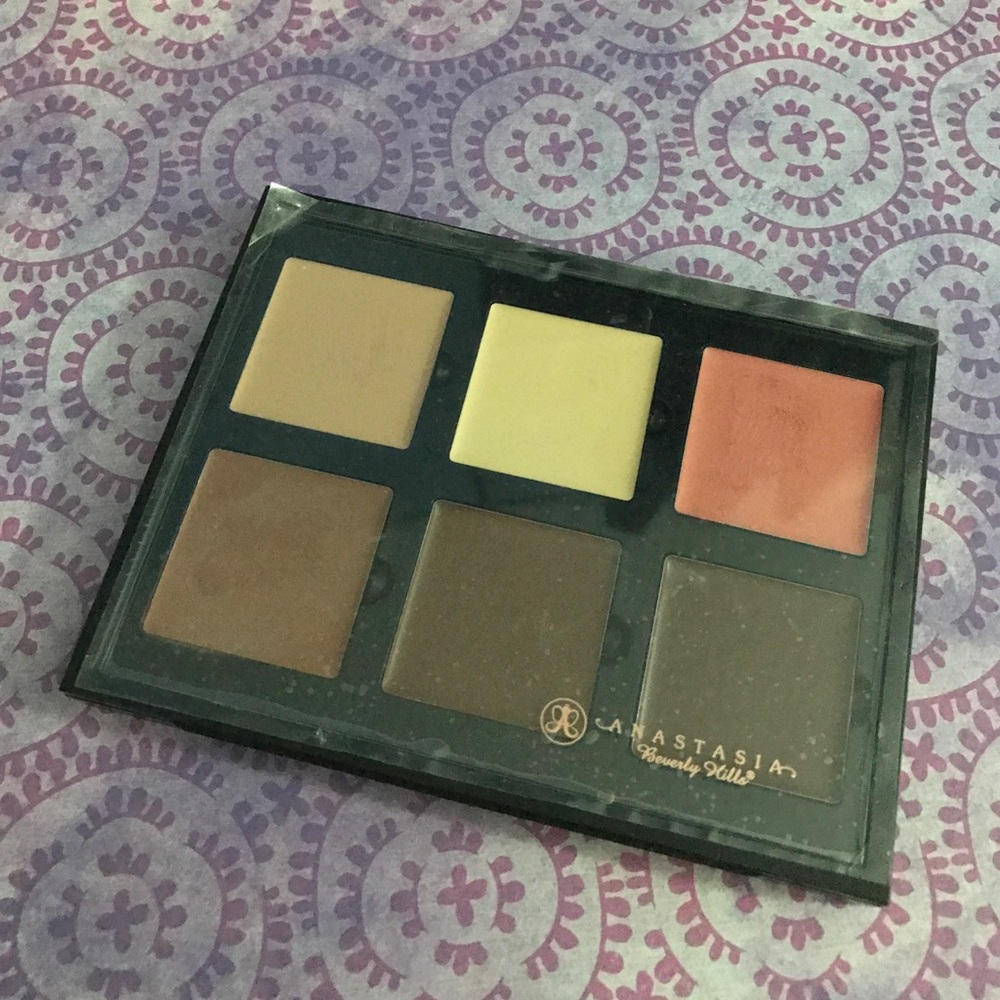 ‼️REDUCED‼️ANASTASIA BH CONTOUR CREAM KIT