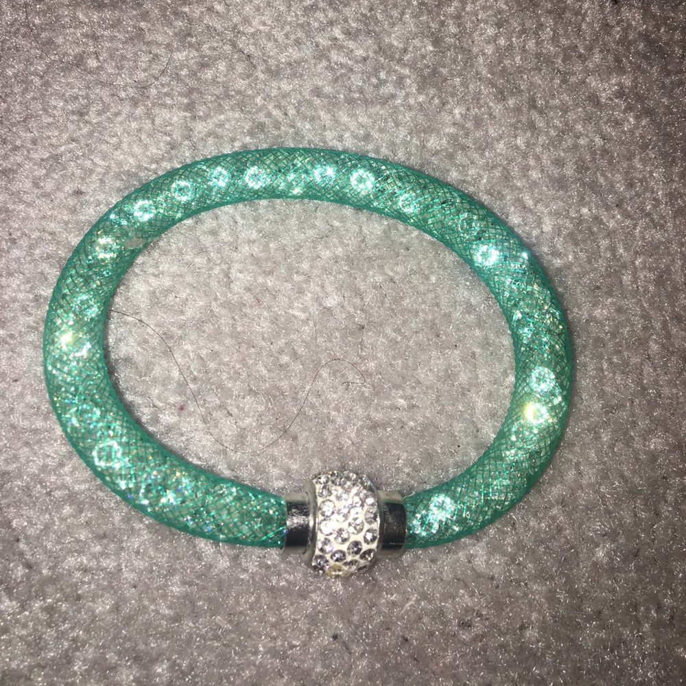 3 Crystal Bangles - Picture 3 of 7