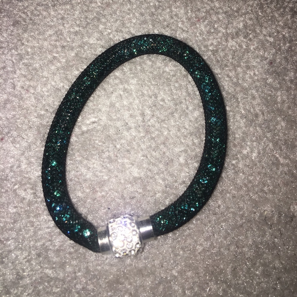 3 Crystal Bangles - Picture 5 of 7