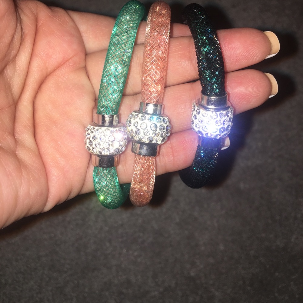 3 Crystal Bangles - Picture 6 of 7