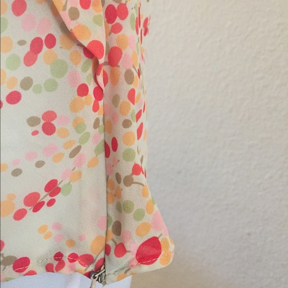 Apostrophe cream red ruffle top - Picture 4 of 7