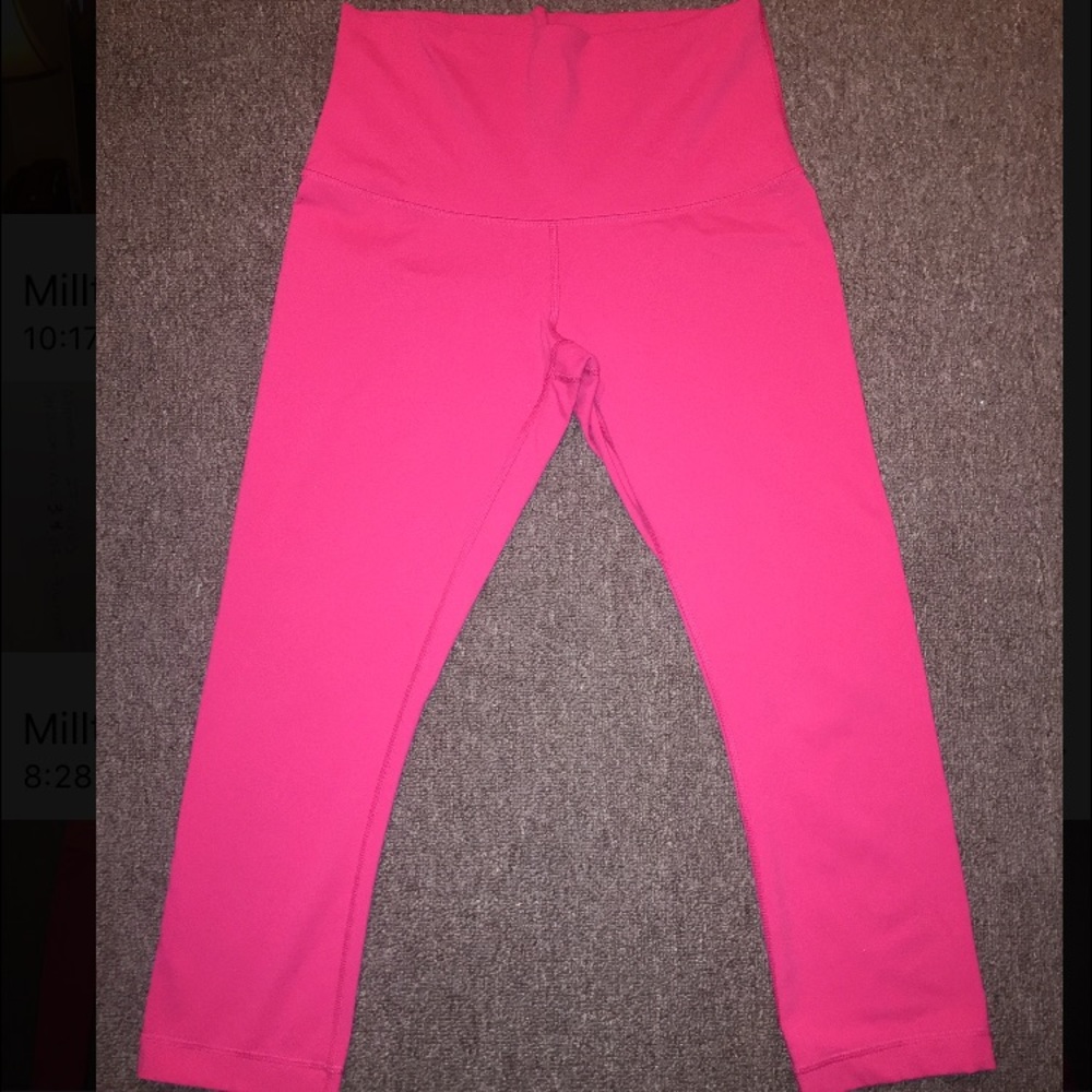 Lulu lemon Wunder Under cropped pants