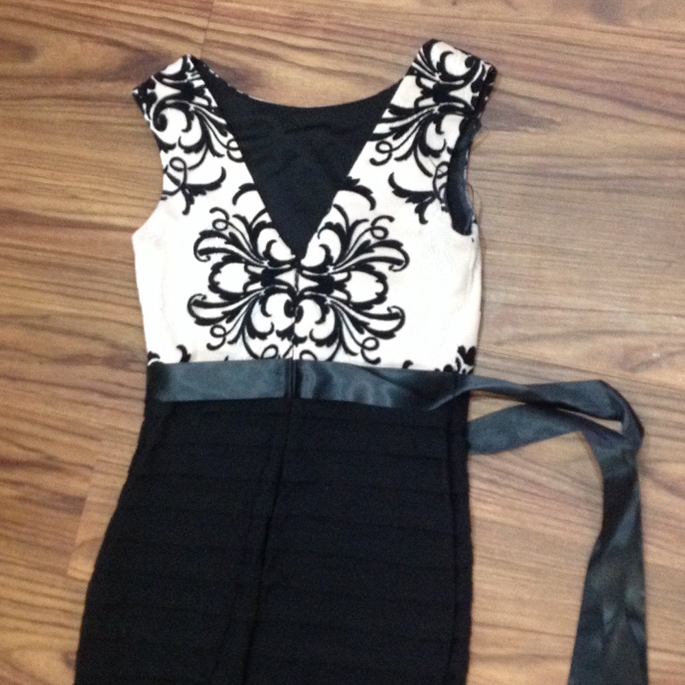 Lower prices ever, Beautiful Gown, wear.