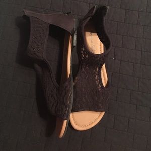 Black flats, worn a few times.