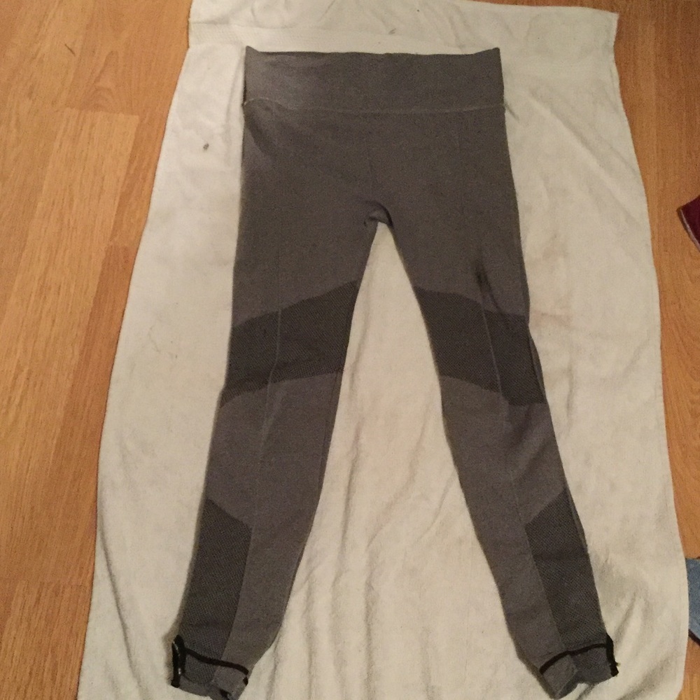 Polyester and nylon leggings