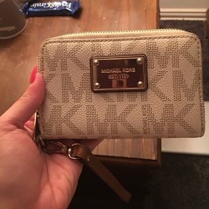 Authentic Michael Kors wristlet