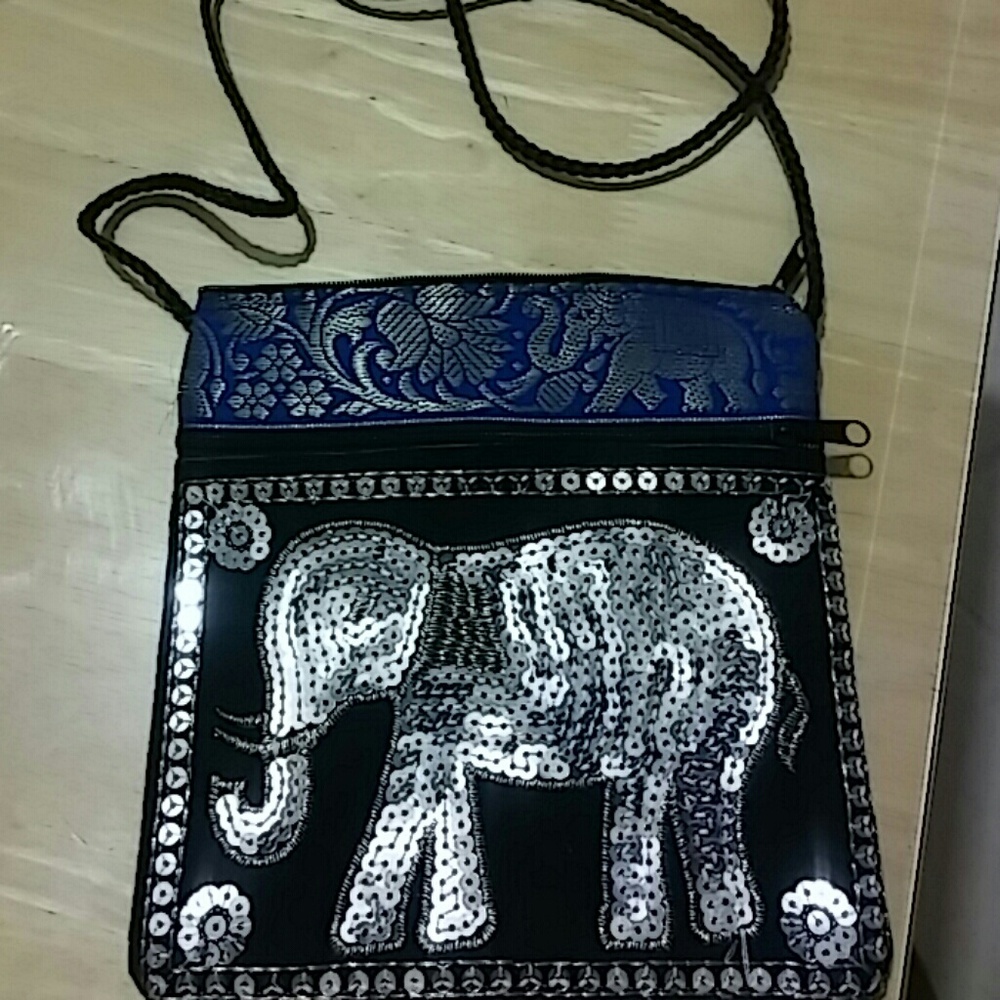 Nwot Elephant purse