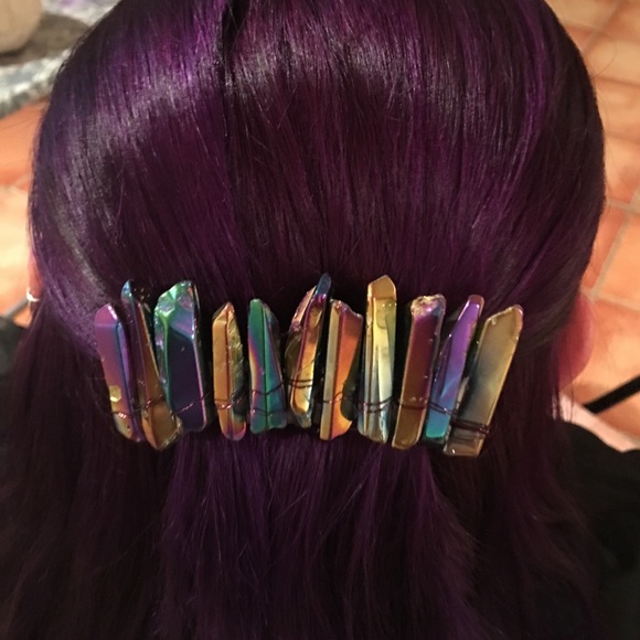 Accessories - Crystal quartz barrette