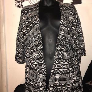 Tribal b&w kimono