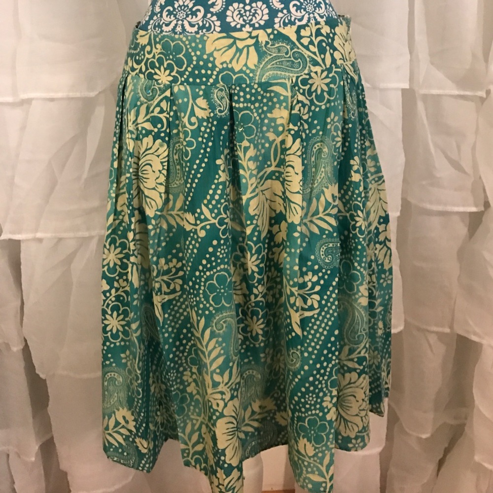 Refuge skirt