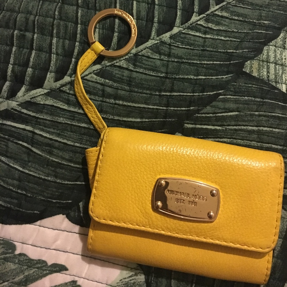 Small Michael Kors Wallet