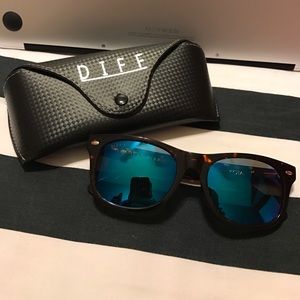 Diff Eyewear Sunglasses