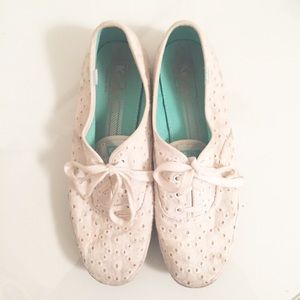 White Eyelet Keds Size 9