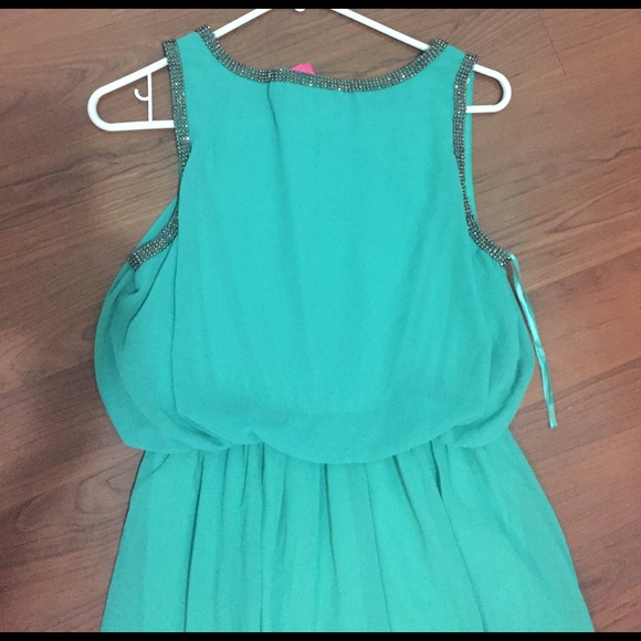 NWT flowy emerald dress with sequins - Picture 5 of 5