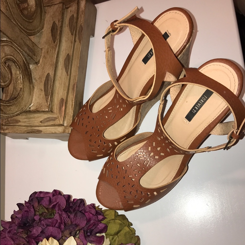 Brown wedges