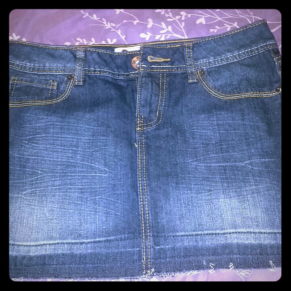 So brand jean mini skirt.