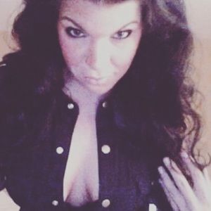 Meet your Posher, Christina