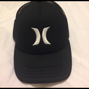 Hurley trucker hat