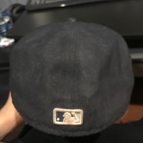 Blue classic yankees hat - Picture 3 of 3