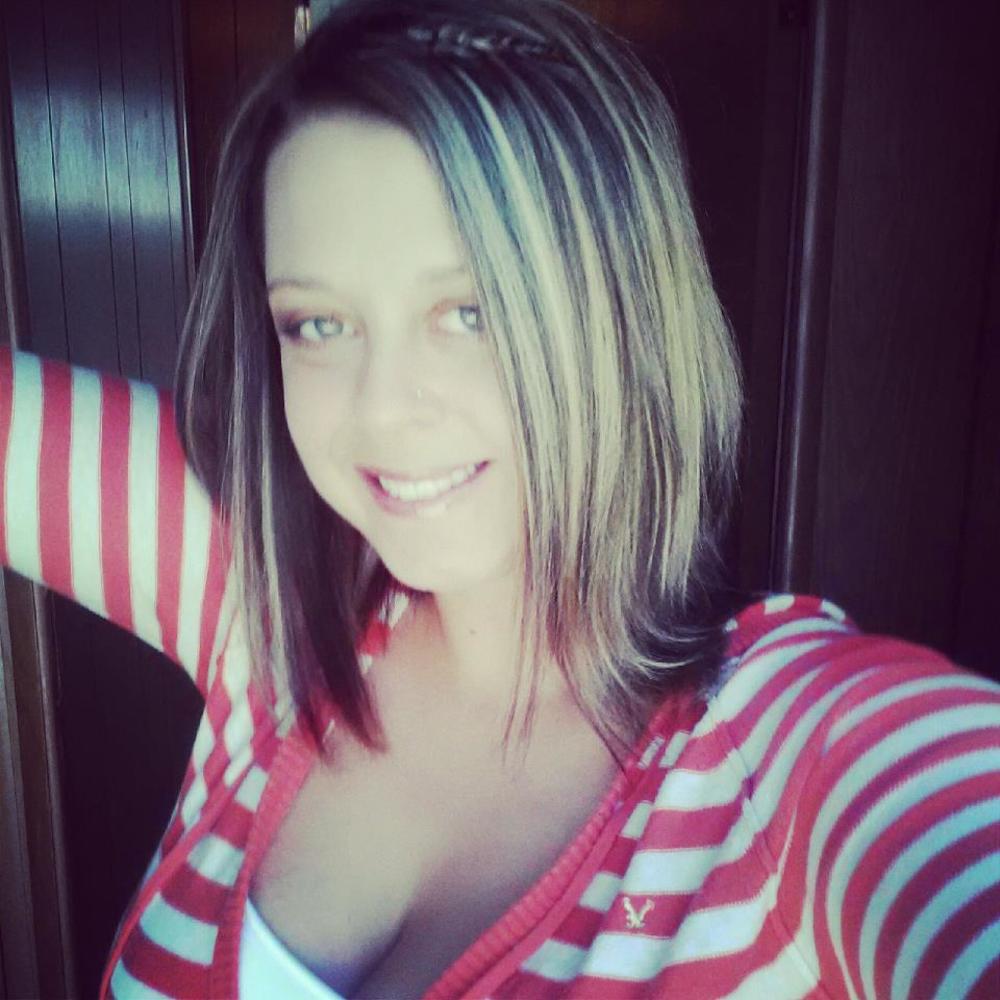 Meet your Posher, Holly