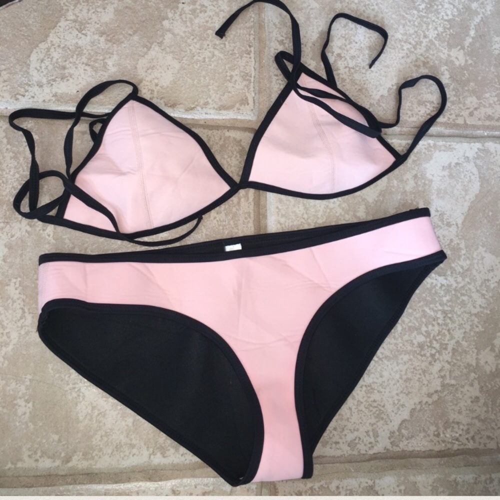 ❤️SOLD❤️ Triangl inspired bikini